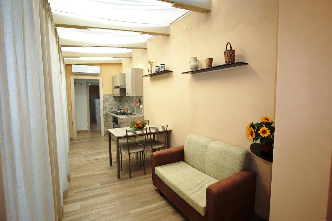 Re Sole Case Vacanze - Esclusivo Attico M A R T E Con Spaziosissima Terrazza Solarium Attrezzata Авола Экстерьер фото
